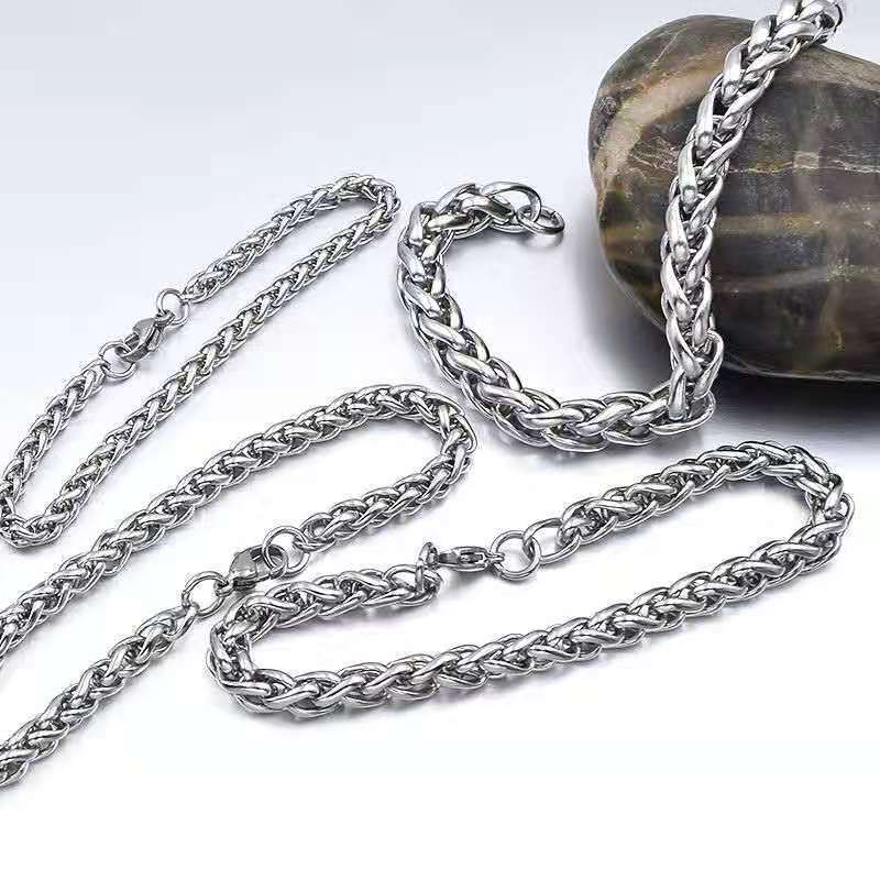 Men Titanium Steel Bracelet Geometric Flower Basket Design Polished Finish Bracelet Stylish Gift For Men Style