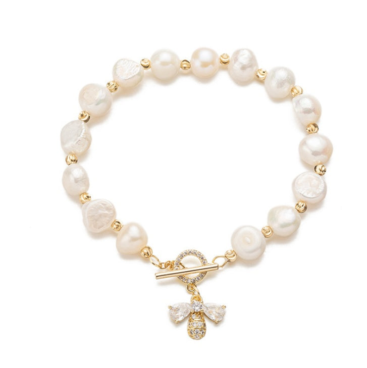 Womens Pearl Bracelet Zircon Bee Pendant Elegant Freshwater Jewelry Animal Zodiac Gold Plated Inlaid Gems Luxe
