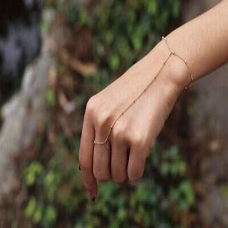 Womens Finger Chain Bracelet Delicate Beaded Hand Jewelry Geometric Alloy Bracelet For Opening Ceremony Anniversary