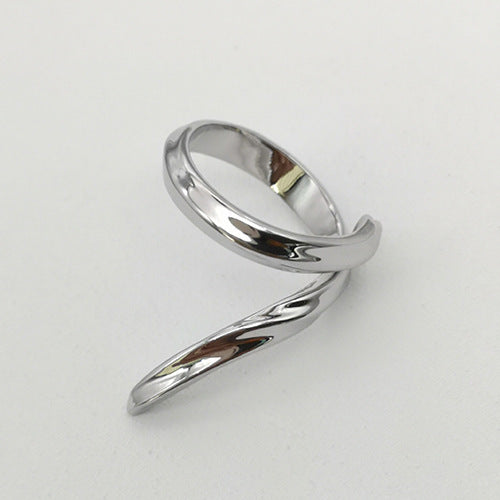 Copper Golden Claw Ring European Stylish Jewelry Wave Electroplating Ring Festive Gift for Women Everyday Wear