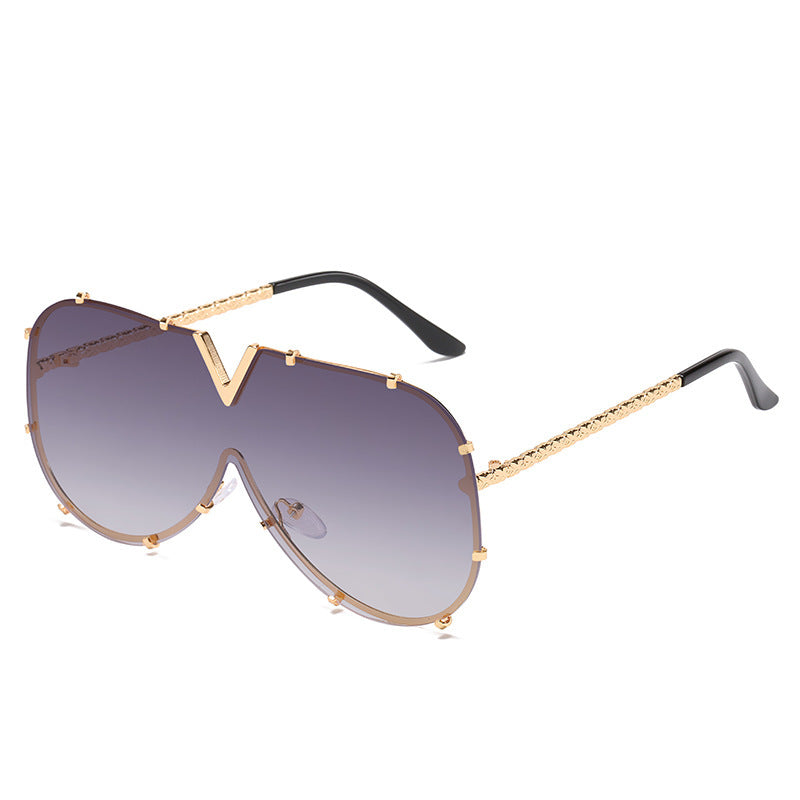 Womens Fashion V Shape Sunglasses UV400 Protection Strong Frame One Piece Lens Design Hot Sunglasses For Women
