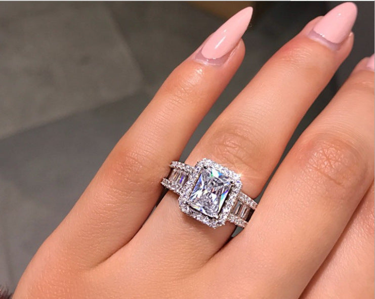 Heart Shaped Simulated Diamond Ring For Women Zircon Alloy Electroplated Engagement Gift Jewelry Gift For Her