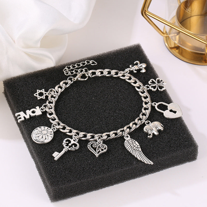 Womens Elephant Bracelet With Four Leaf Clover Charm Alloy Jewelry Silver Tone Pendant Elegant Everyday Access