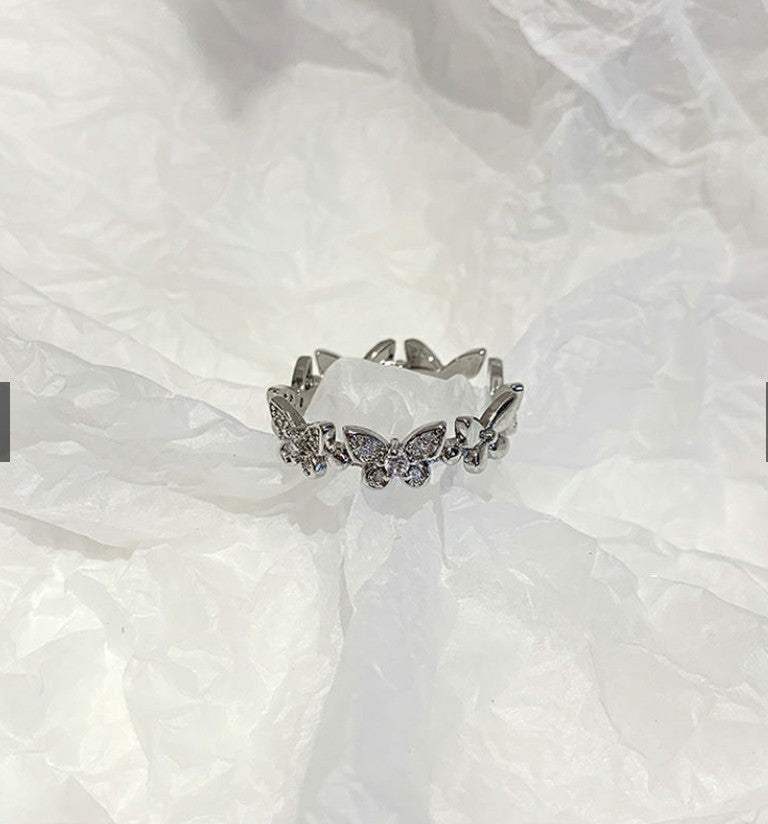 Womens Butterfly Rings Adjustable Opening Retro Design Electroplated Alloys Ring With Gemstones Inlaid Sparkle