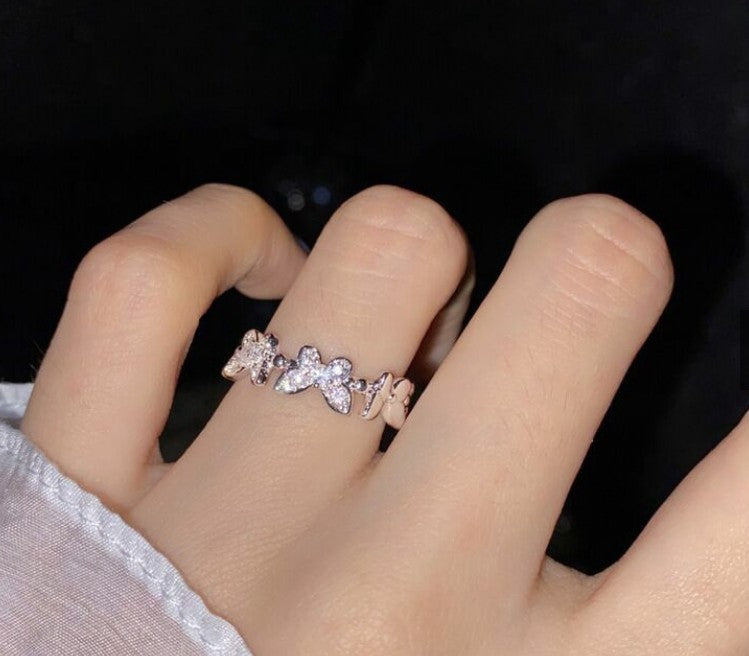 Womens Butterfly Rings Adjustable Opening Retro Design Electroplated Alloys Ring With Gemstones Inlaid Sparkle