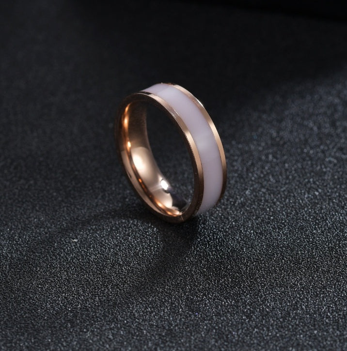 Unisex Titanium Steel Couple Rings Black And White Matching Metal Band Rings Oil Plated For Everyday Wear Gift