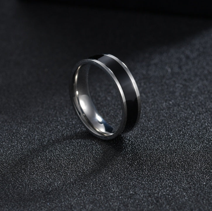 Unisex Titanium Steel Couple Rings Black And White Matching Metal Band Rings Oil Plated For Everyday Wear Gift