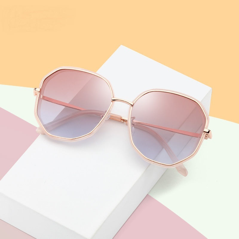 Womens Polarized Sunglasses UV400 Protection Radiation TAC Lenses Plastic Metal Frame Polygon Design For Women