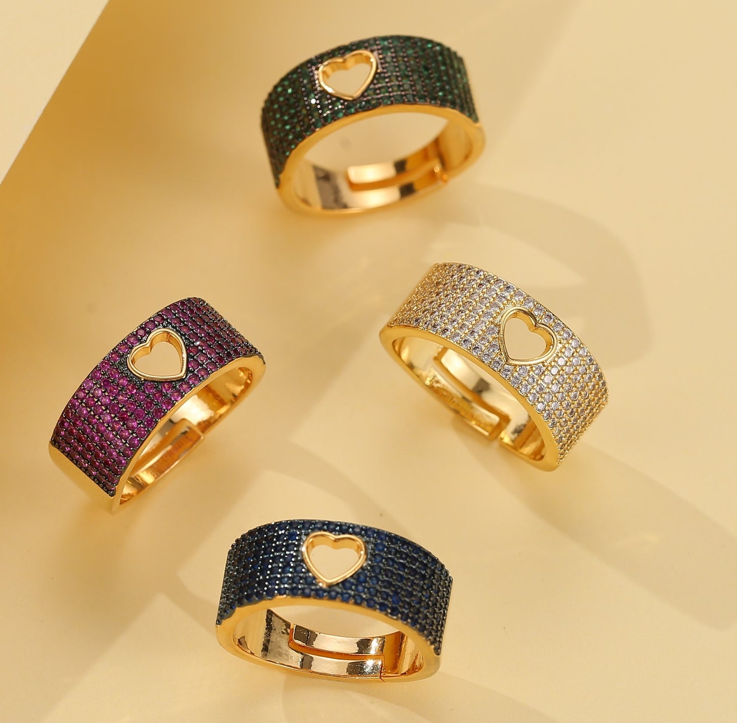 Womens Fashion Heart Ring Copper Plated Gold Band European American Cold Wind Jewelry Individually Packed Gift for Her Elegant Promise Ring Anniversary