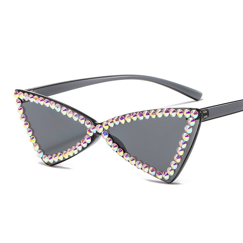 Womens Retro Rimless Triangle Sunglasses Cat Eye Fashion Eyewear Rhinestone Decoration And PC Lenses Glam Look