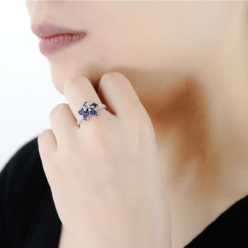 Mandala Flower Ring White Zircon Gold Plated Elegant Ring