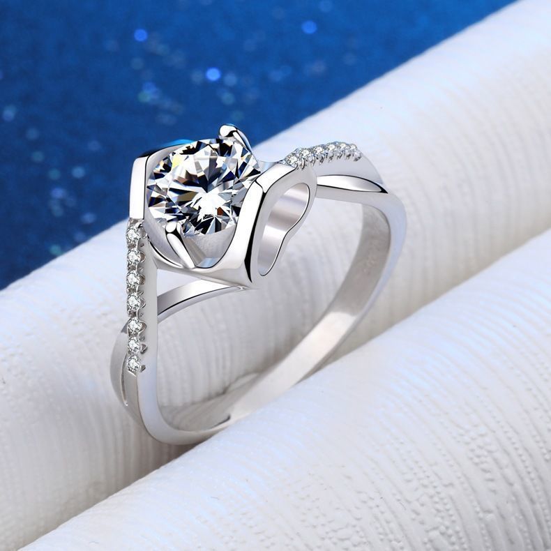 Womens Heart Ring Sterling Silver Simulated Diamond Six Claw Micro Inlay Heart Shaped Design Fashion Ring Gift