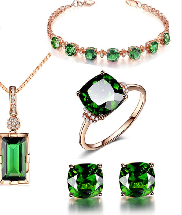 Womens Four Leaf Clover Emerald Gemstone Jewelry Four Piece Set Square Crystal Ring Pendant Necklace Bracelet Earrings