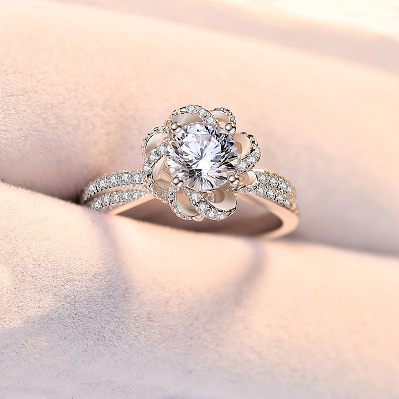 Six Prongs One Carat Bouquet Moissanite Ring For Women Fashion Jewelry Sparkling Elegant Everyday Accessory Gift Idea