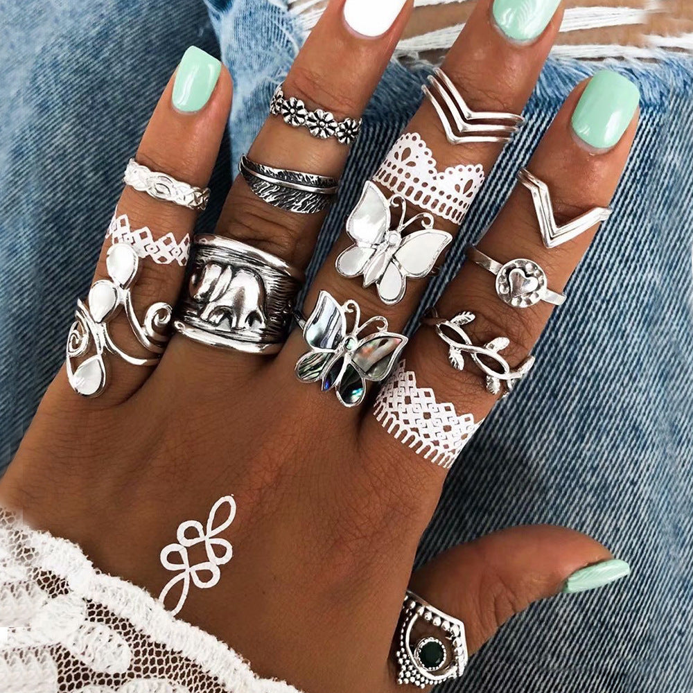 Womens Heart Ring Set Alloy Gemstone Rings Vintage Electroplated Fashion Ring Sets Exaggerated Collection Style