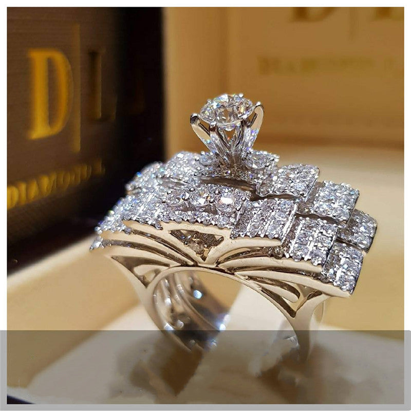 Womens Alloy Crown Ring European Exquisite Elegant Design Fashion Jewelry Electroplated Ring Gift For Her Everyday