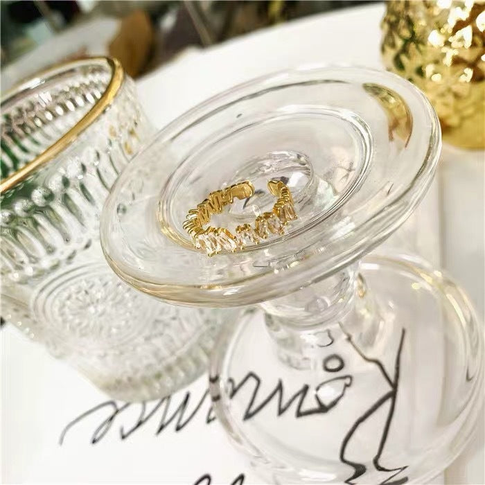 Womens 18K Gold Plated Zircon Ring Fashion Jewelry Unique Design Light Luxury Statement Accessory Elegant Sparkle