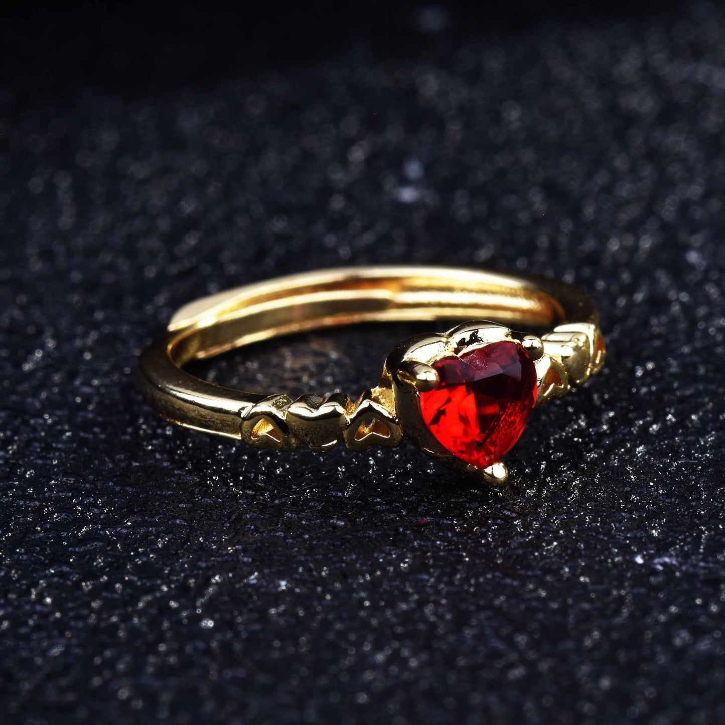 Rose Red Diamond Heart Ring With Zircon For Women Elegant Simple Design Delicate Everyday Jewelry Gift Idea Great Gift