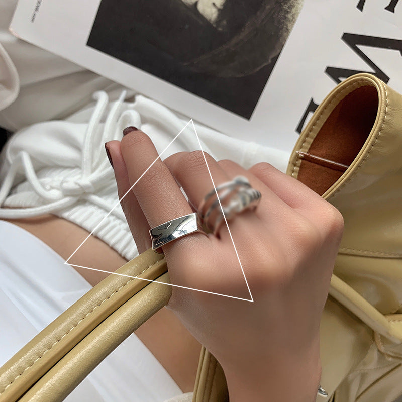 Womens Adjustable Silver Ring With Geometric Irregular Circles Design And Winding Band Shine For Everyday Wear