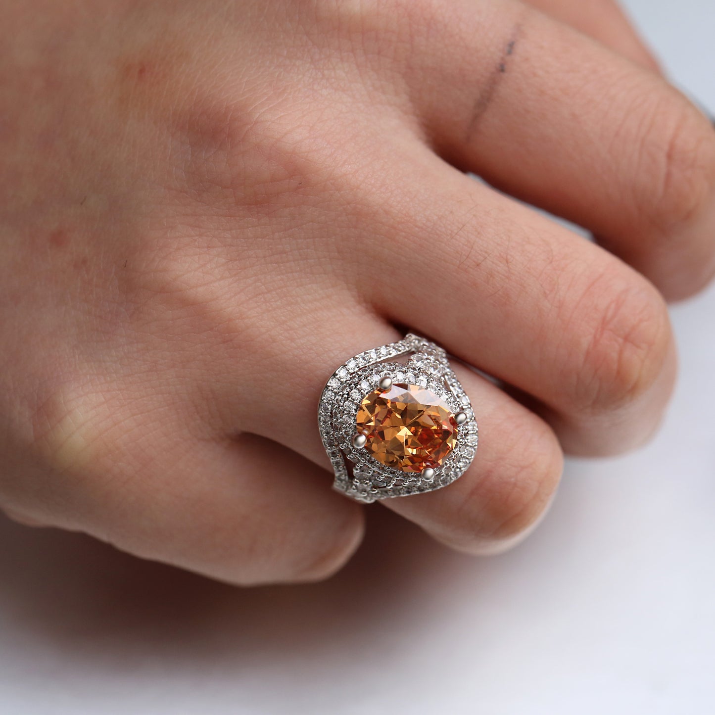 Cross-border wish Amazon new European and American new hot fashion champagne yellow zircon ring female wedding jewelry