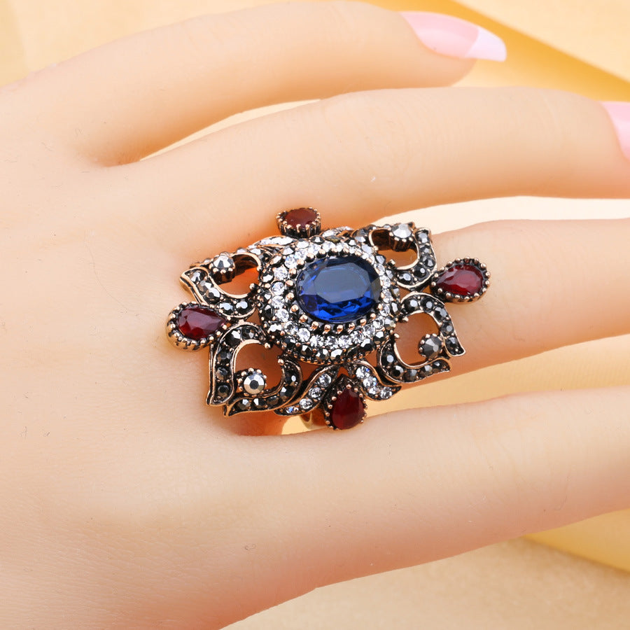 Womens Retro Flower Jewel Ring Alloy Electroplated European American Fashion Accessory Midi Ring Gold Blue Red