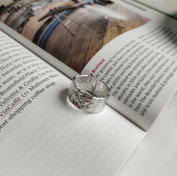 Copper Plated Irregular Corrugated Fold Ring For Women Hypoallergenic Everyday Fashion Jewelry Accessory Trend