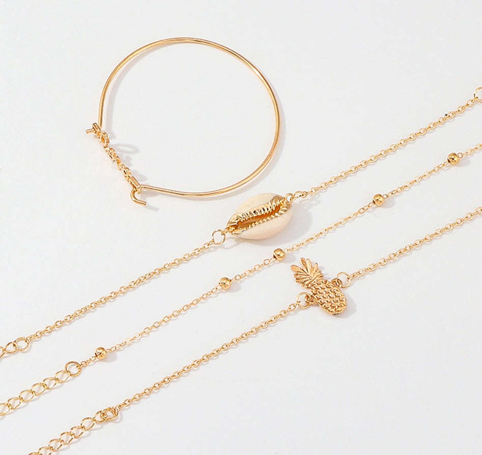 Womens Shell Pineapple Bracelet With Alloy Pineapple Charm Beach Jewelry European Fashion America Style Womens