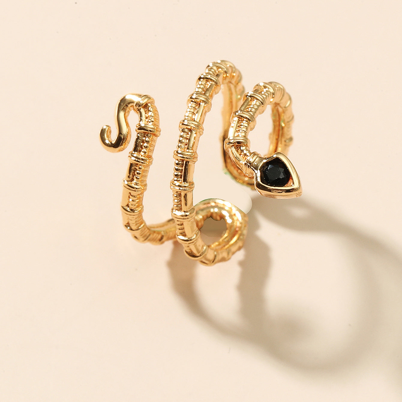 Womens Geometric Ring European Design Copper Zircon Ring Electroplated Finish Simple Fashion Ring Jewelry Chic