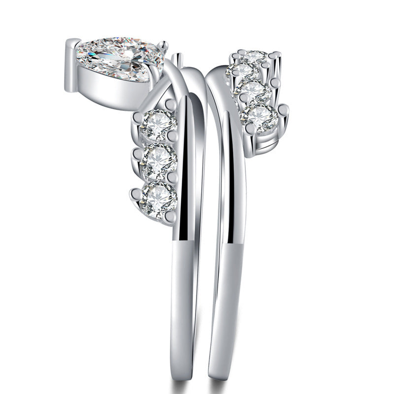 Heart Shaped Couple Rings Gold Plated Alloy Bands With Gems Inlays And Platinum Finish Jewelry Anniversary Gift