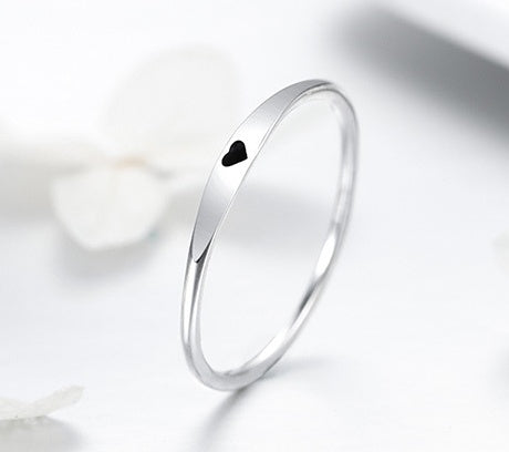 S925 Sterling Silver Ring for Ladies Simple Love Heart Design White Silver Ring Sizes 5 to 10 European and American Style Jewelry Gift for Her