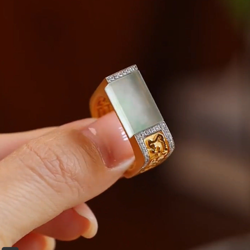 Unisex Square Ring Retro Alloy Jasper Ring Vintage Style British Seal Ring Gift For Men Women US Size 7 9 Classic Look