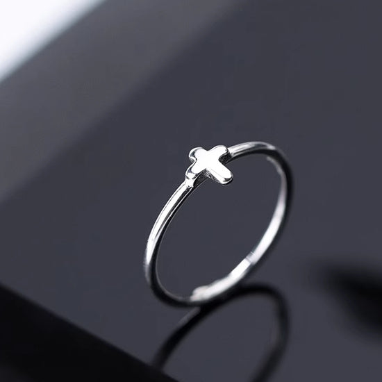 Simple And Elegant Cross Ring In Silver S925 Korean Style Opening Design For Fashion Jewelry For Daily Wear And Style