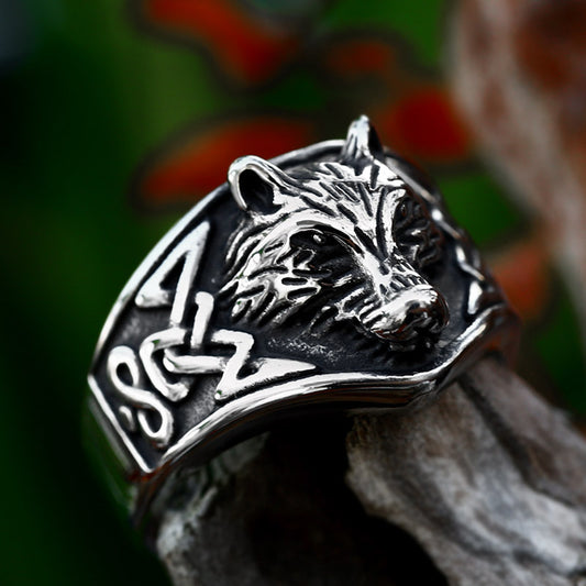 Men Retro Wolf Head Ring Titanium Steel Durable Polished Finish Gold Tone Bold Fashion Jewelry Statement Accessory