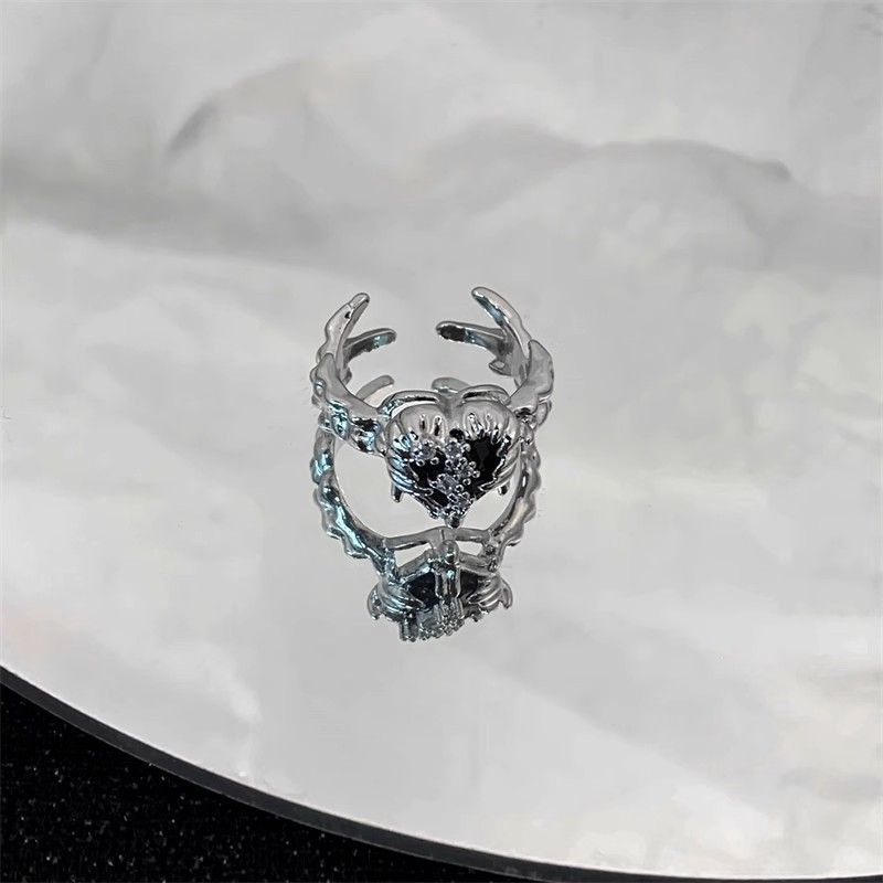 Womens Heart Ring Thorn Heart Korean Style Alloy Jewelry