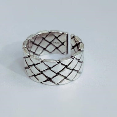 Handcrafted Copper Ring With Woven Design Durable Build For Everyday Wear And Special Occasions Suitable For Any Style