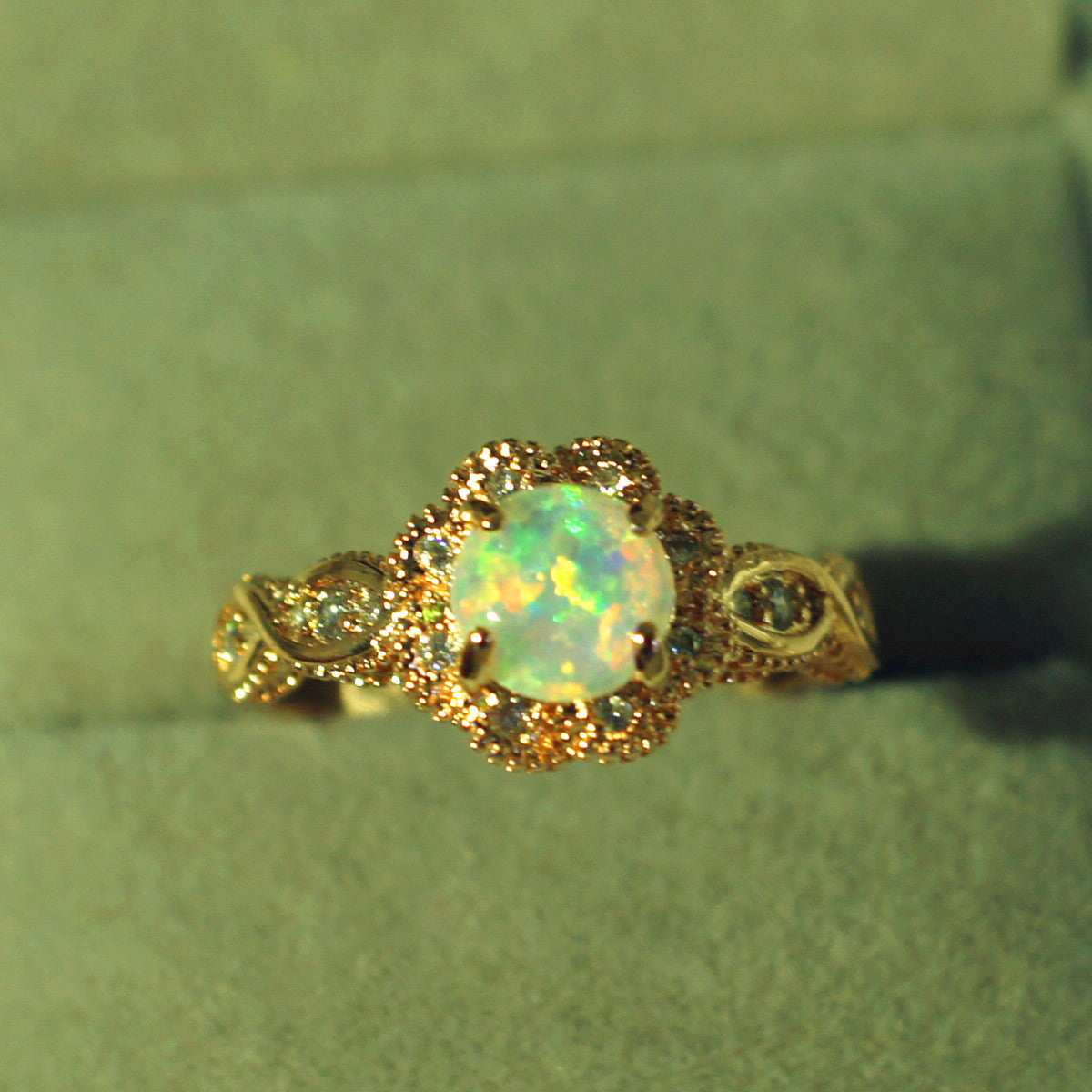 Gold Plated Alloy Crown Ring Inlaid Gemstones European Design Jewelry Gift For Her Elegant Crown Style Jewelry