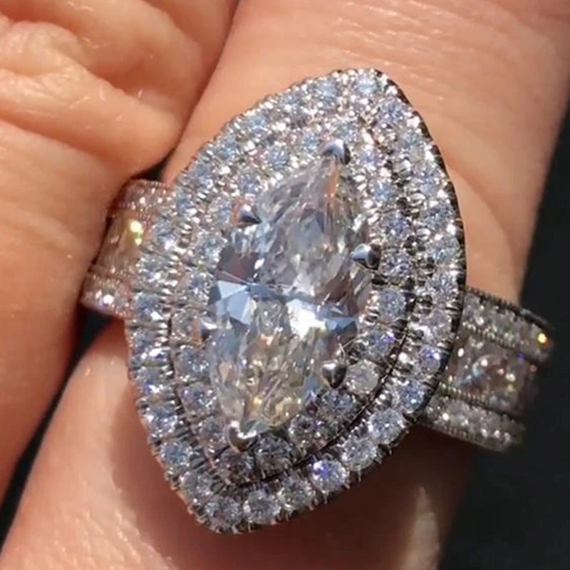Women's Oversized Marquise Zircon Copper High Quality Ring Elegant European American Engagement Anniversary Jewelry