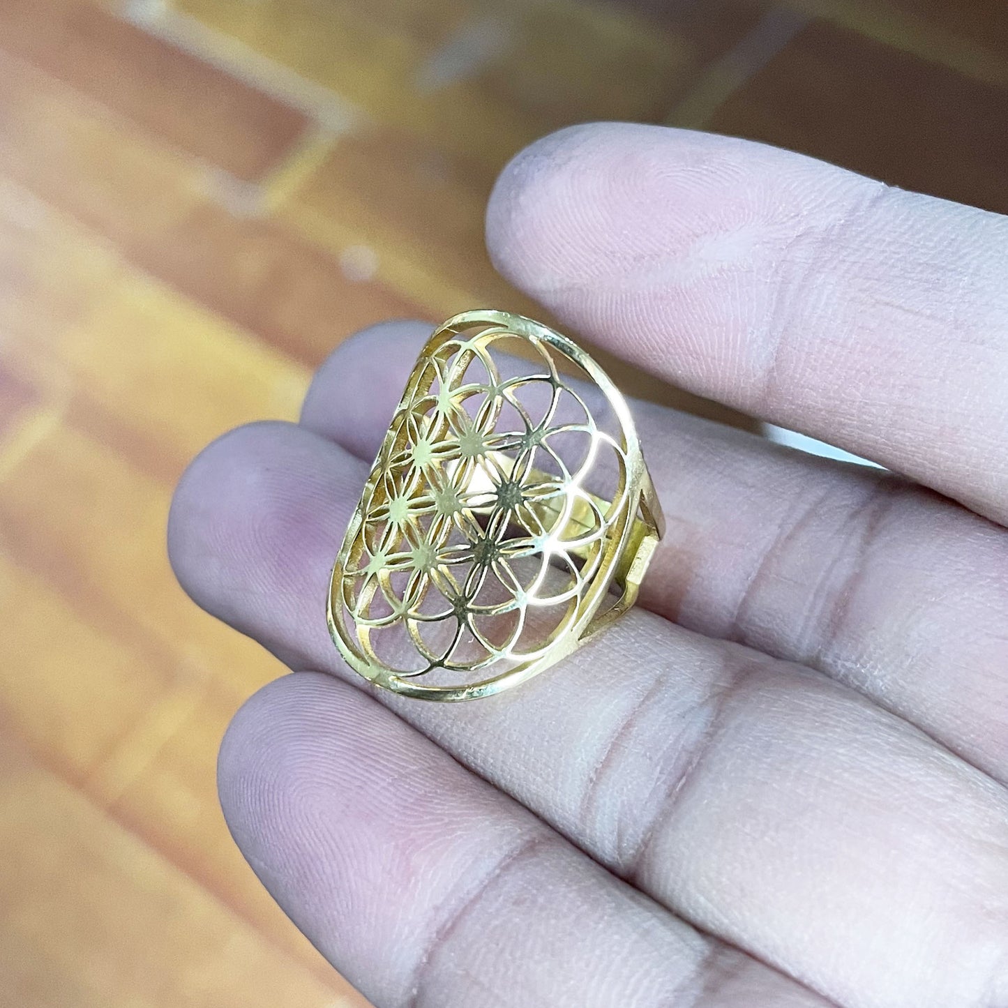 Stainless Steel Hollow Six Side Eight Pointed Stars Ring Unisex Adjustable Size Flower Shape Jewelry Style 4 Gold