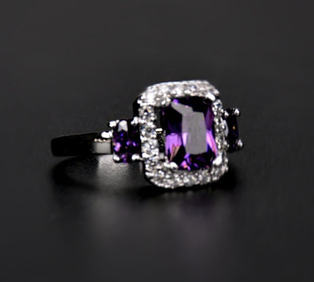 Womens Elegant Purple Zircon Ring With Micro Inlays Geometric Diamond Accents Gold Plated Jewelry For Weddings