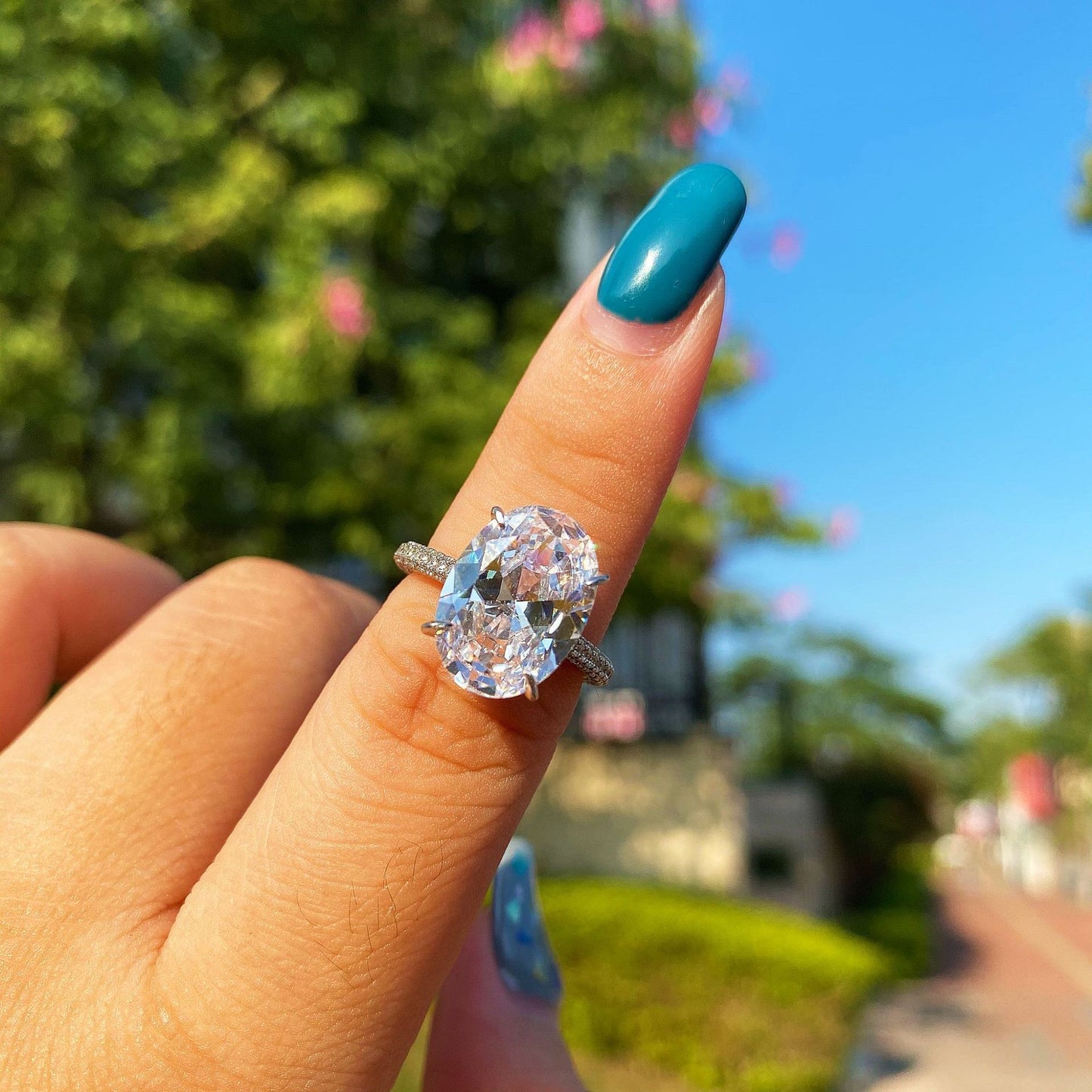 Womens Silver Ring With Geometric Design Gold Plated Artificial Gems Fashion Jewelry European Style Elegant Gift For Her