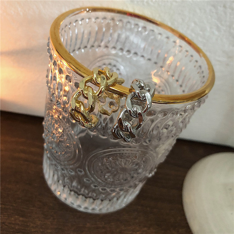 Womens Copper Ring Retro Hollow Twist Chain Design Vintage Charm Ring Modern Elegant Jewelry Accessory Outfits