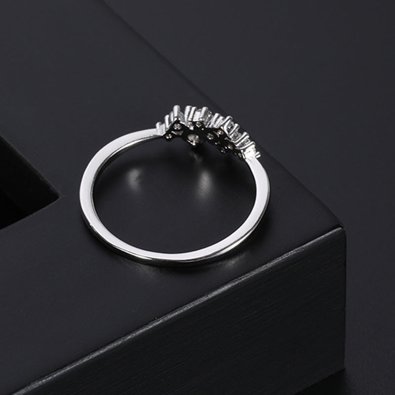 Geometric Diamond Alloy Ring European American Style Souvenir Gift Ring Fashionable Individually Packed Elegant