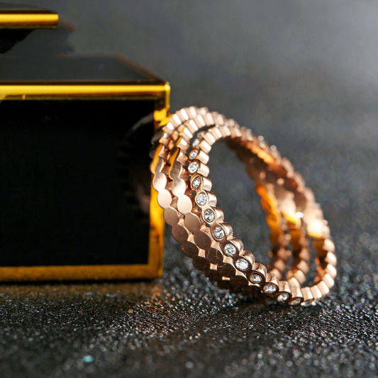 Titanium Steel Phalanx Ring For Women Rose Gold Plated Gem Inlay Sizes 6 7 8 9 Elegant Electroplated Accessory