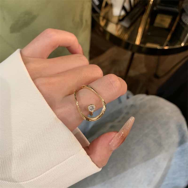 Open Ring For Women Elegant Hollowed Out Design Copper Ring With 925 Sterling Silver Finish Fashion Accessory Jewelry