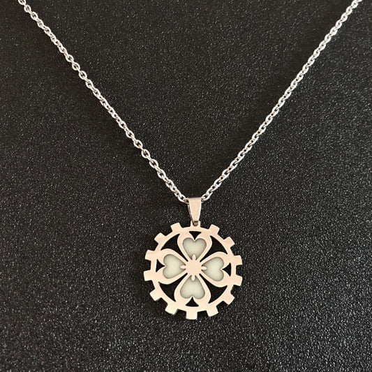 Pendant Jewelry Fashion Pendant Jewelry Fashion Clover Design Finish Clover Design Finish Clover Design Finish