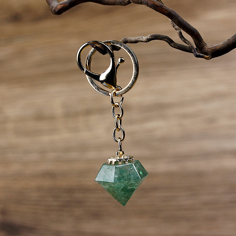 Crystal Gravel Resin Keychain Pendant Modern Design With Tapered Point Handcrafted Natural Stone Accessory Kit