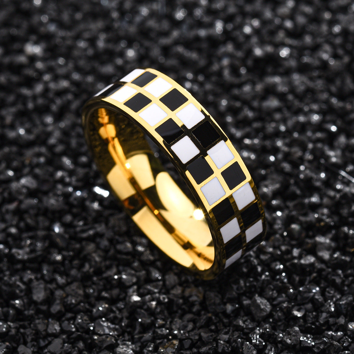 Mens Stainless Steel Checkered Ring Black White Geometric Pattern Fashion Accessory Durable Modern Jewelry Gem