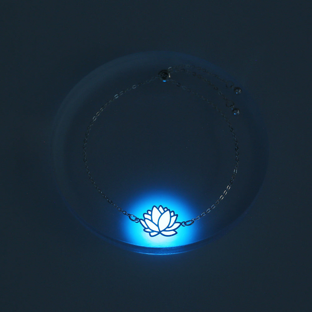 Lotus Flower Glow Bracelet Drop Design Electroplated Brass Chain Copper Charm Fashion Glow In The Dark Sparkle