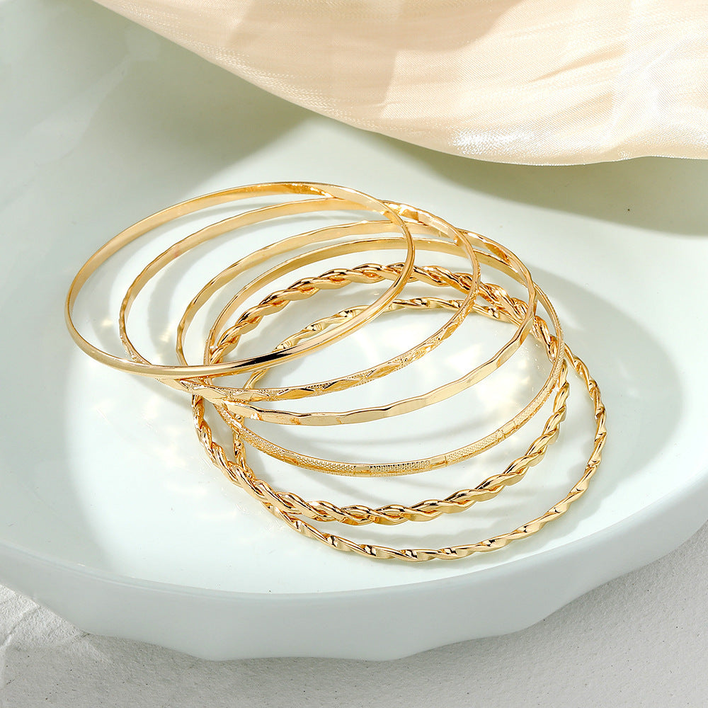 Womens Gold Chain Bracelets Set Geometric Design Thick Link Bangles Boho Fashion Jewelry Set Gift For Everyday