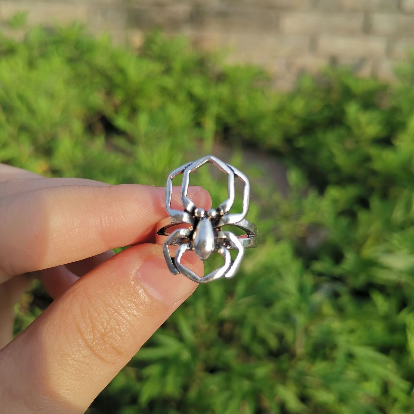 Unisex Vintage Ring Dark Silver Alloy with Heart Skull Flower and Geometric Animal Elements Anniversary Wedding